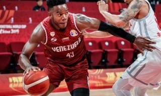 中国男篮今晚有比赛吗